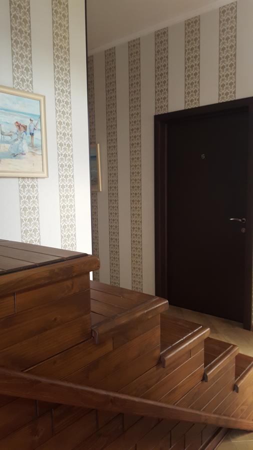Guest House Belweder غاغرا المظهر الخارجي الصورة